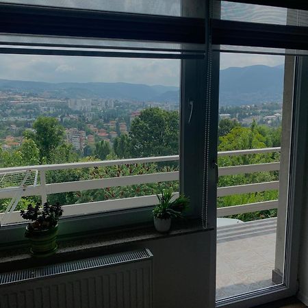 Stan Na Dan Memic Appartement Sarajevo Buitenkant foto